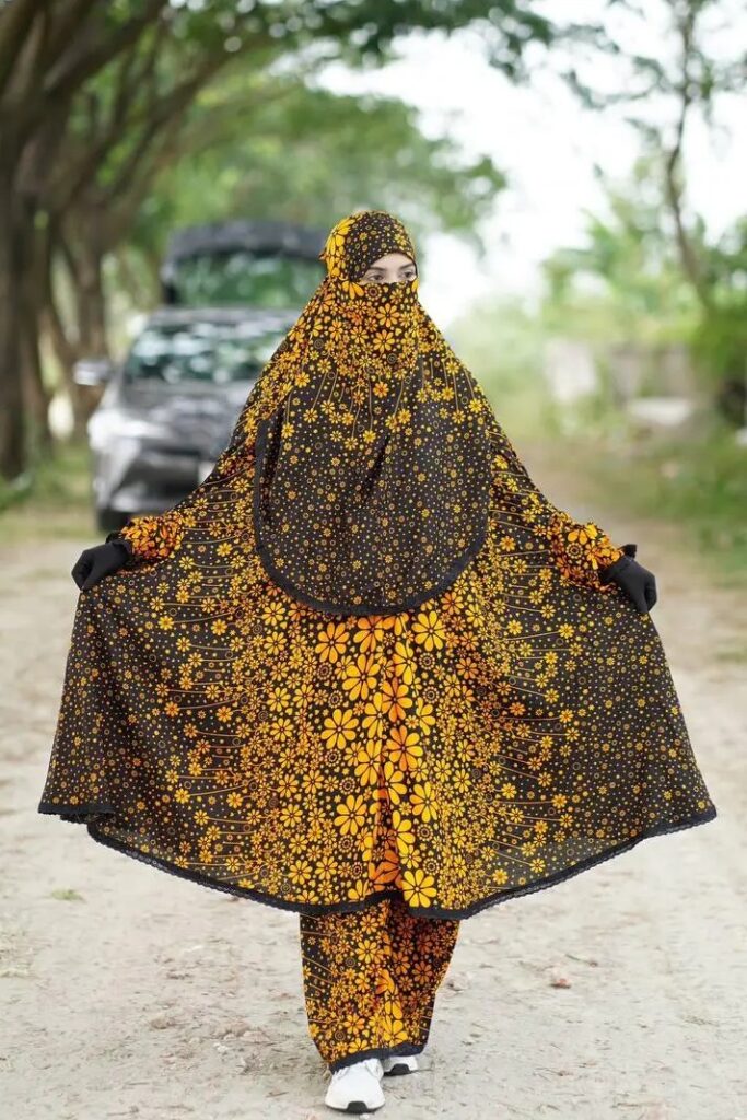 খিমার ও প্লাজু সেট