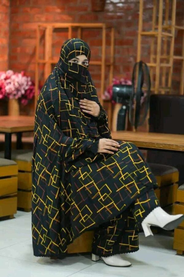 Khimar & Plazu Set